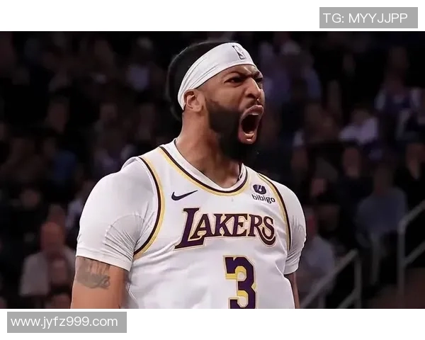 詹姆斯、浓眉哥正式加盟火箭!休斯顿队球迷欢呼雀跃 詹姆斯、浓眉哥正式加盟火箭!休斯顿队球迷欢呼雀跃